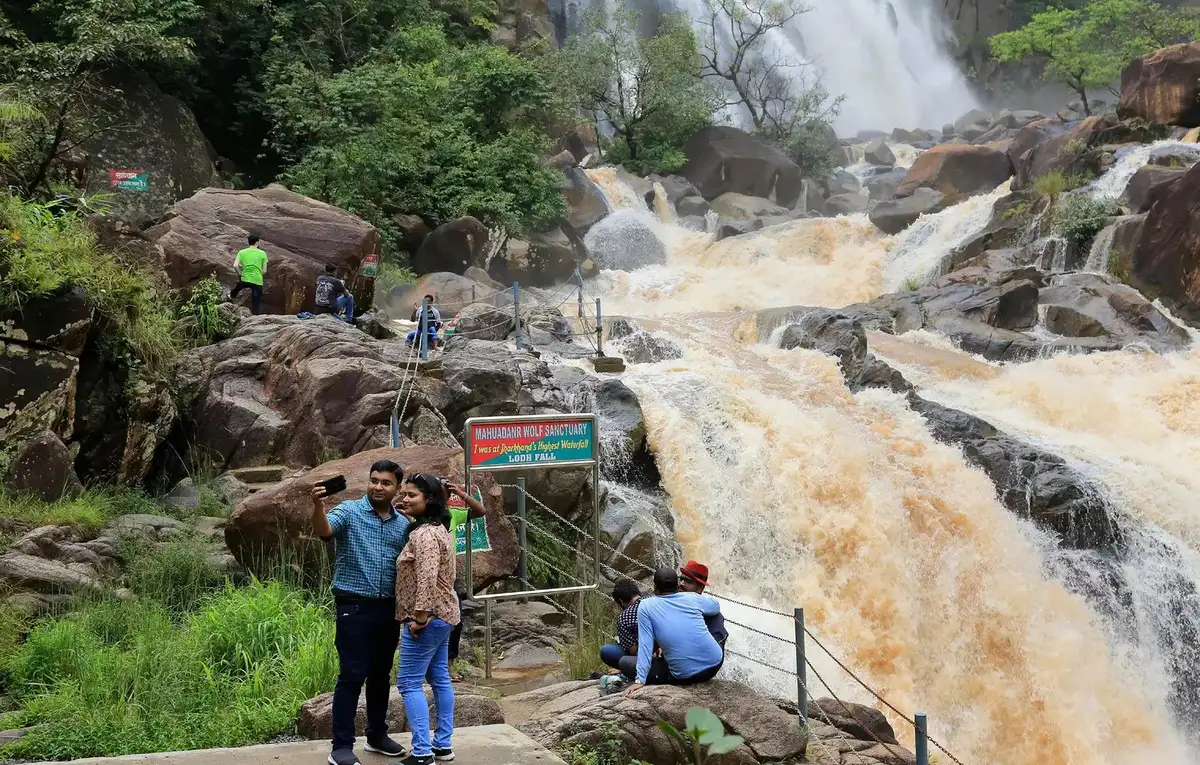 Ranchi – Netarhat (Approx 160 km / 5 hrs)