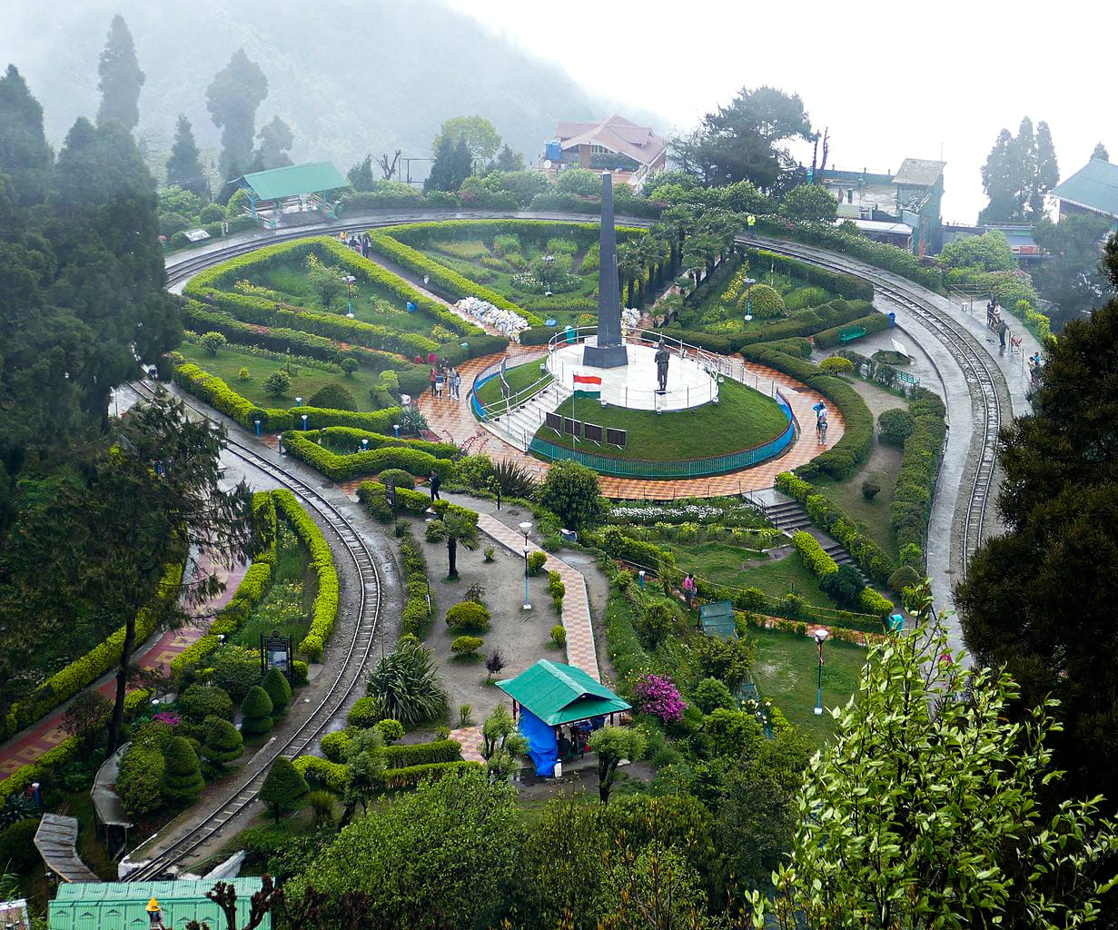 A Short Journey to Darjeeling